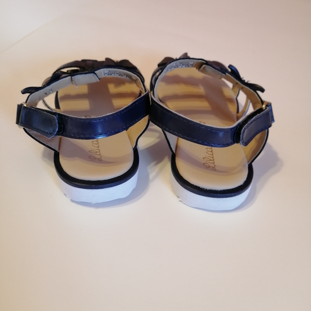 Girl's Sandals - Size 10 - Picture 4 of 6